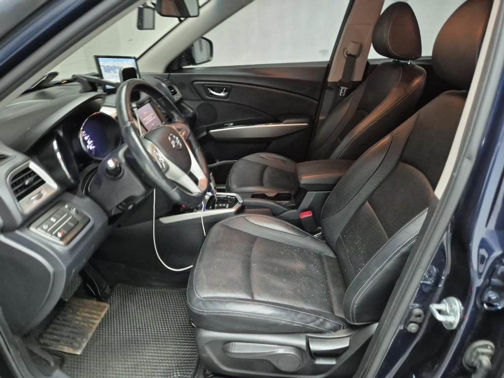 Ssangyong Tivoli - Vista 11