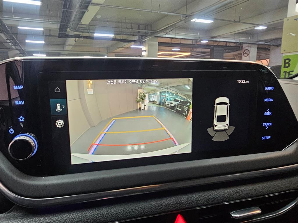 HYUNDAI Sonata - Vista 8