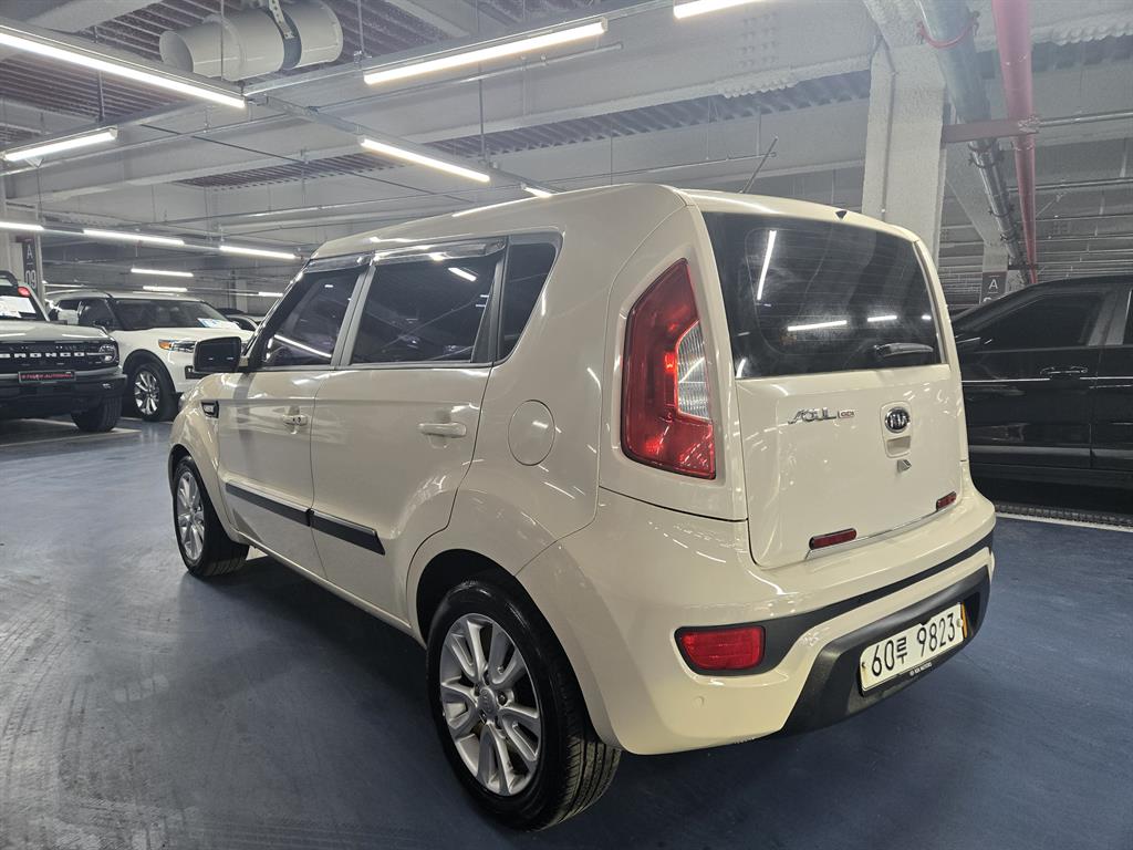 KIA Soul - Vista 6