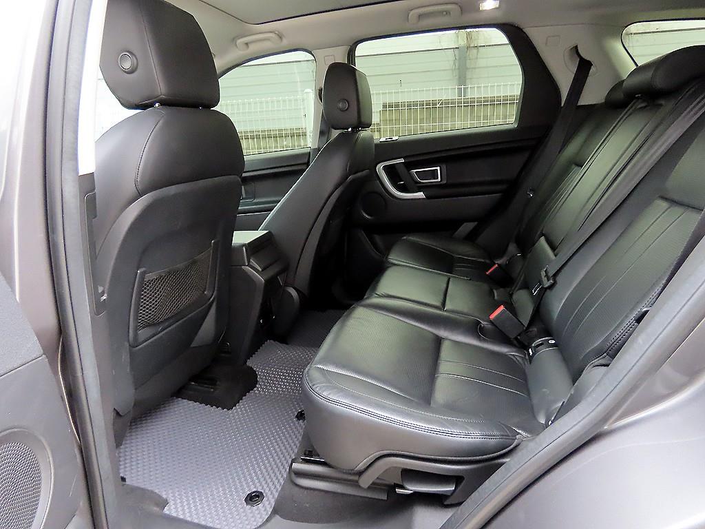 Land Rover Discovery Sports - Vista 6