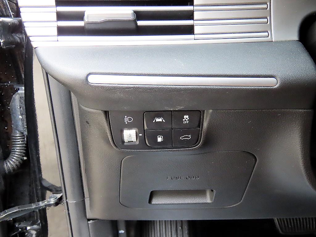 HYUNDAI Grandeur - Vista 12