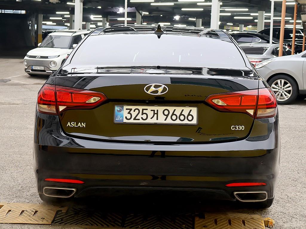 HYUNDAI Aslan - Vista 5