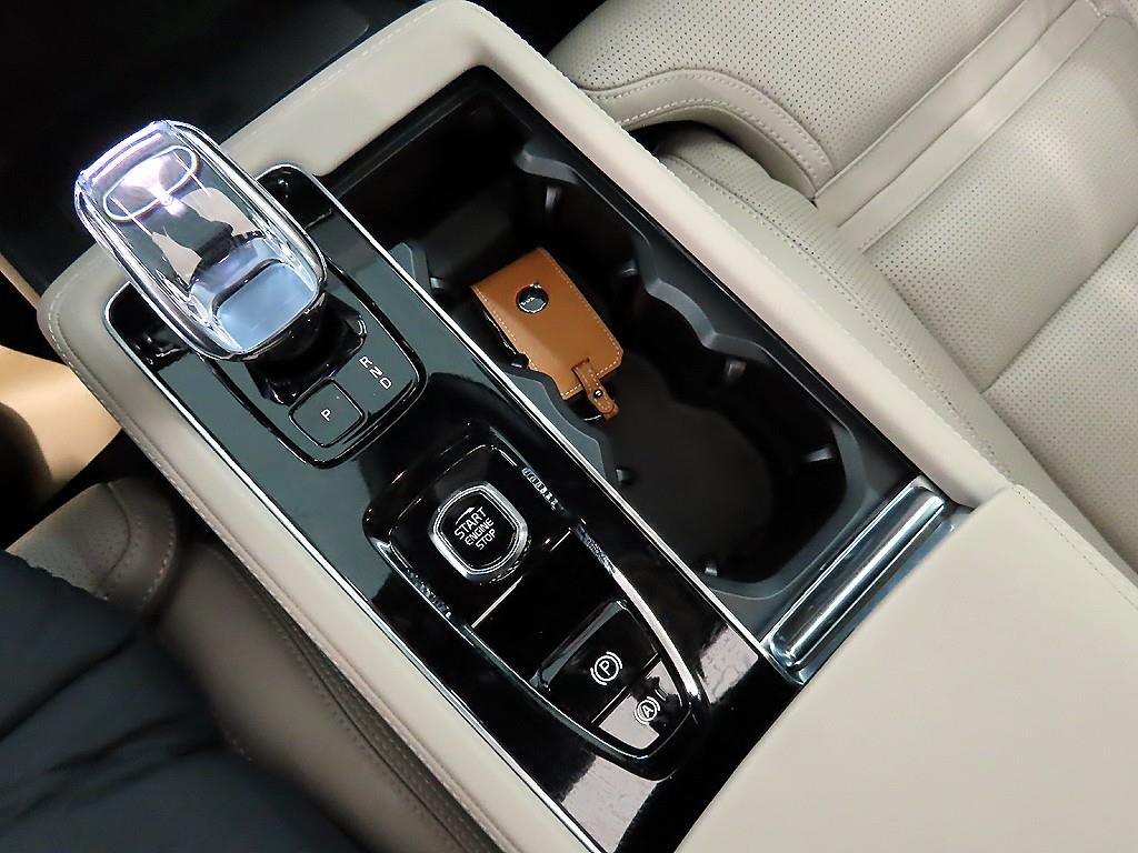 Volvo XC90 - Vista 10