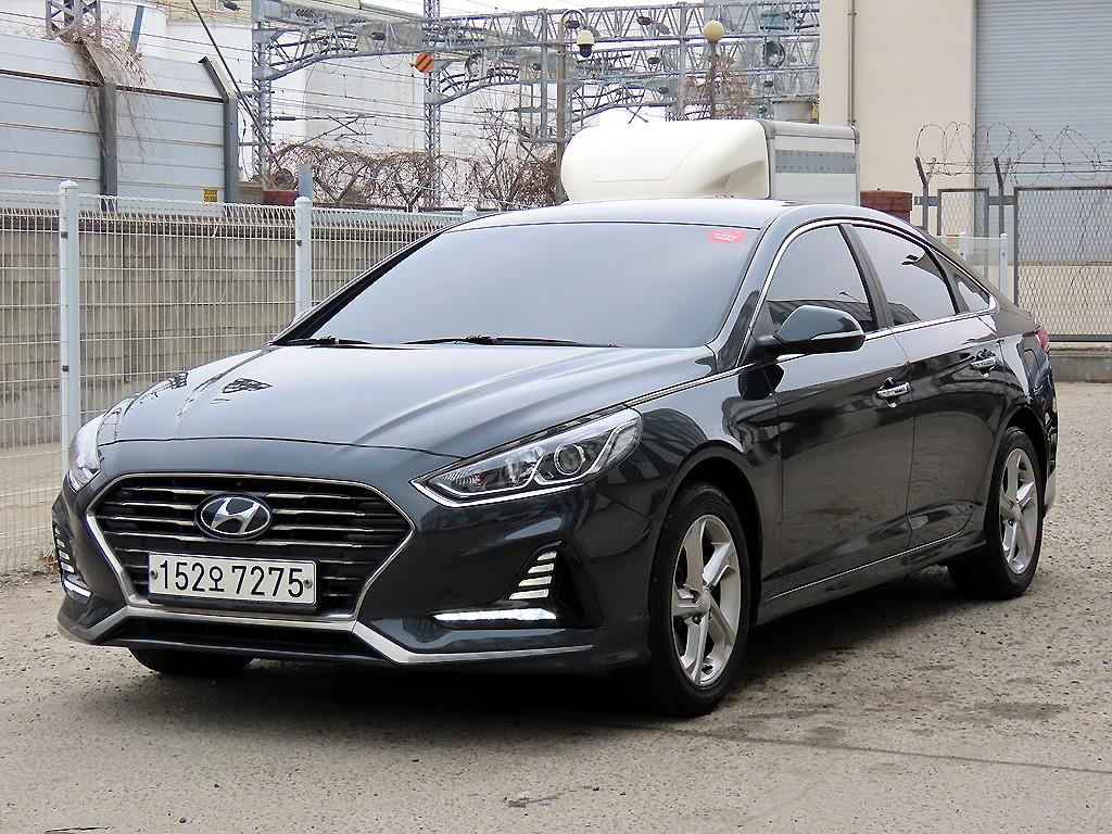 HYUNDAI Sonata - Vista 2