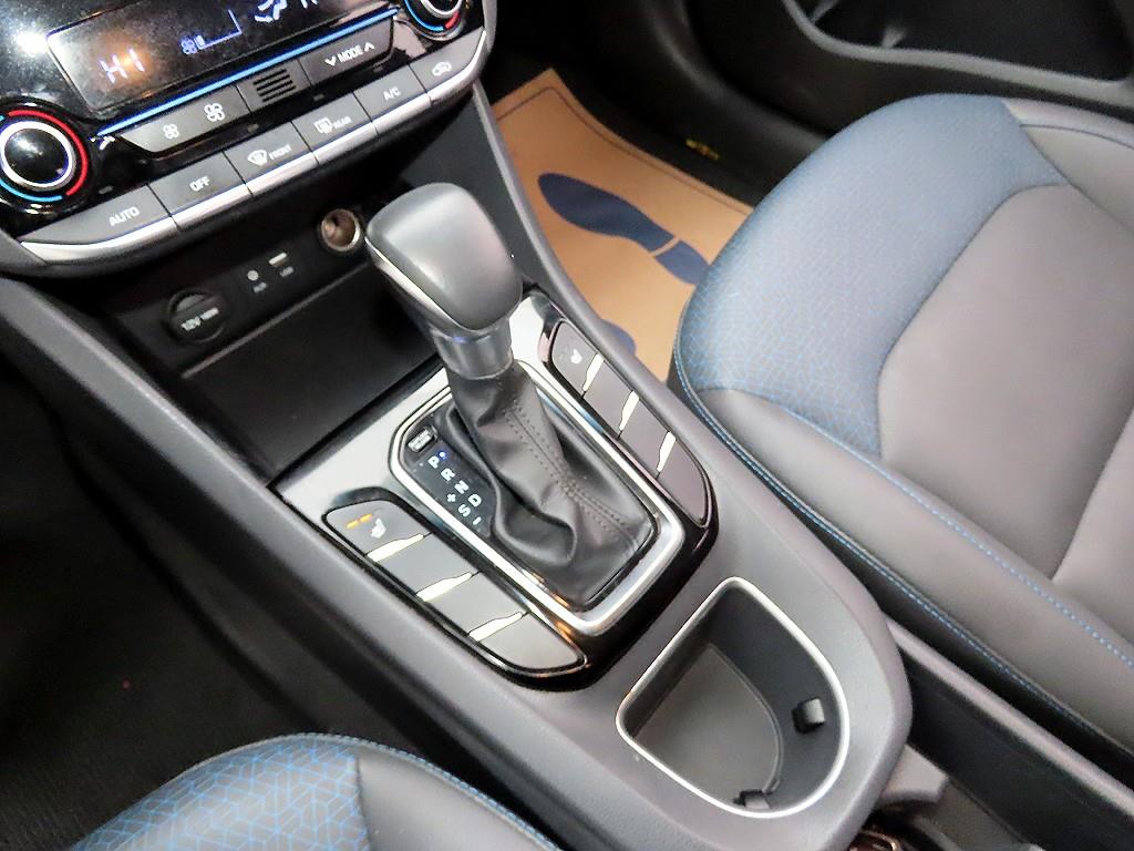 HYUNDAI Ioniq - Vista 10