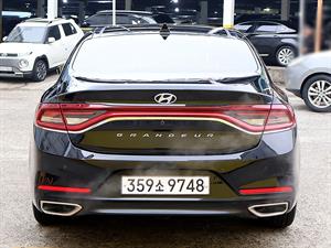 HYUNDAI Grandeur - Vista 6