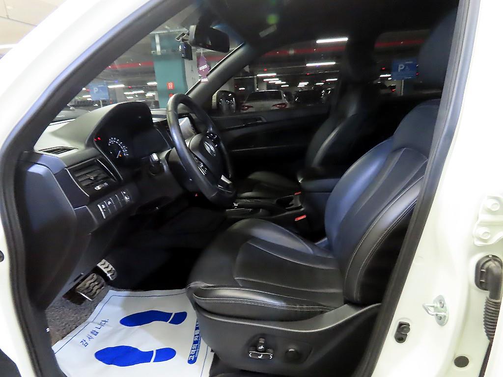 Ssangyong Rexton - Vista 6