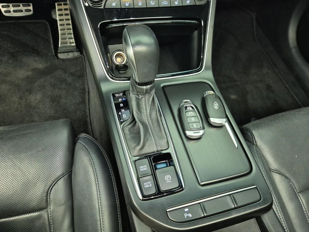 HYUNDAI Grandeur - Vista 8