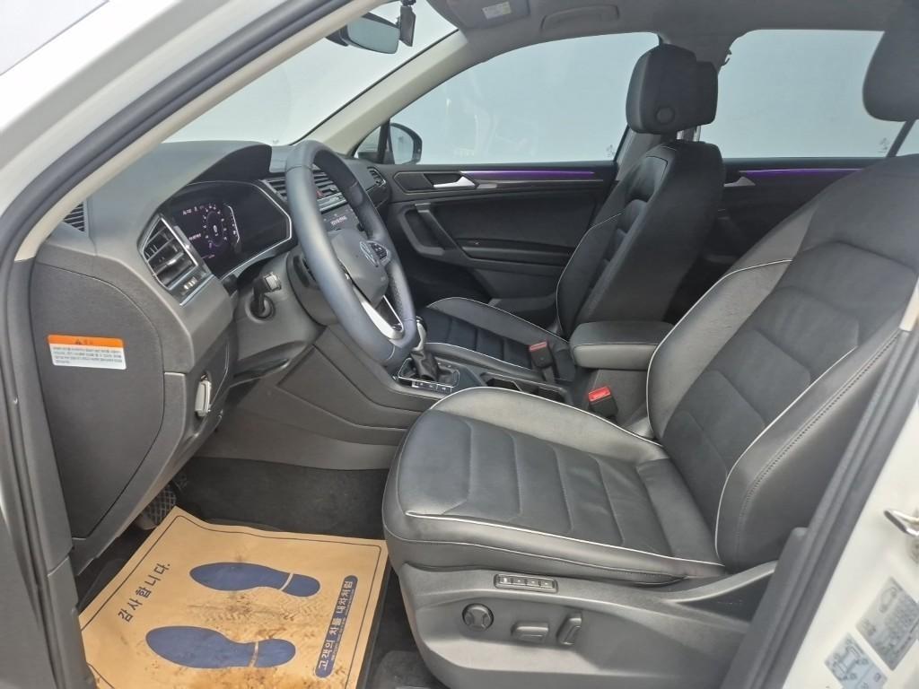 Volkswagen Tiguan - Vista 11