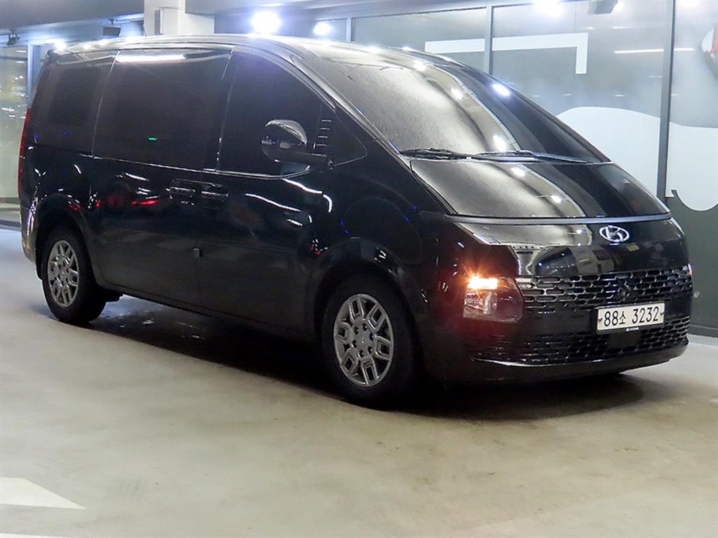 HYUNDAI Staria 2022 Negro - Importación desde Corea - HF Imports Iquique - Foto 1