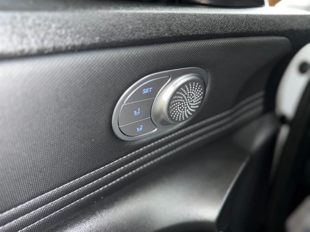 HYUNDAI Avante - Vista 12