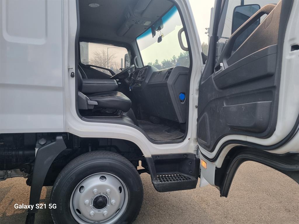 medium and large cargo truck 2018 Blanco - Importación desde Corea - HF Imports Iquique - Foto 18