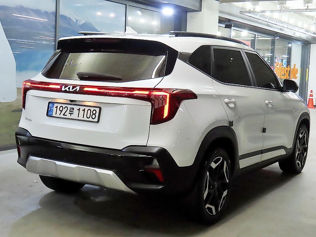 KIA Seltos - Vista 4