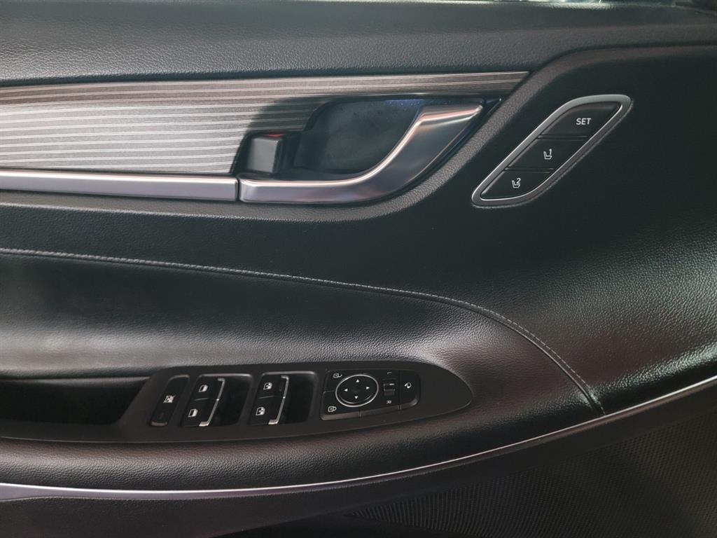 HYUNDAI Grandeur - Vista 9