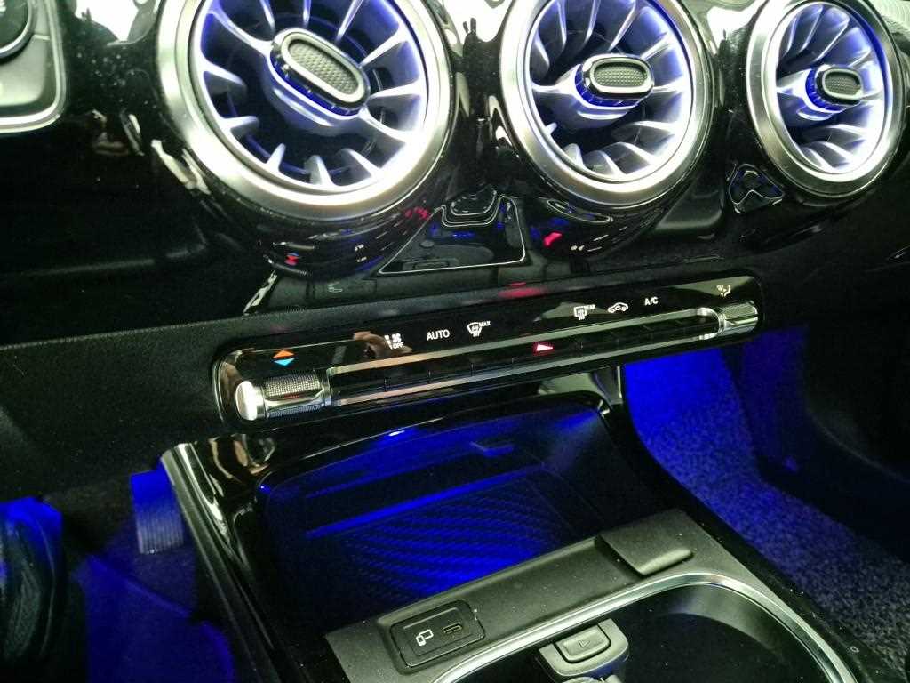 Mercedes Benz A Class 2021 Negro - Importación desde Corea - HF Imports Iquique - Foto 16