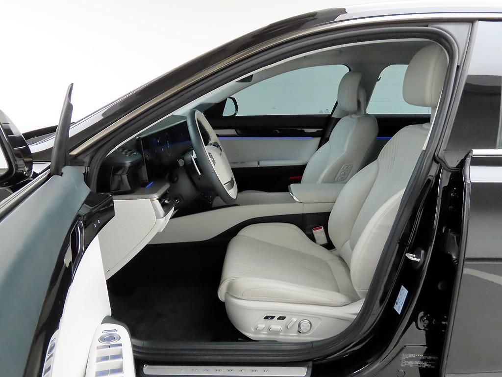 HYUNDAI Grandeur - Vista 12