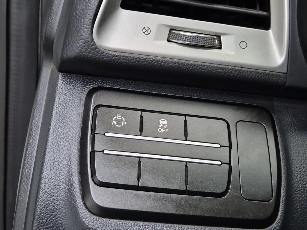 Ssangyong Tivoli 2016 Blanco - Importación desde Corea - HF Imports Iquique - Foto 15