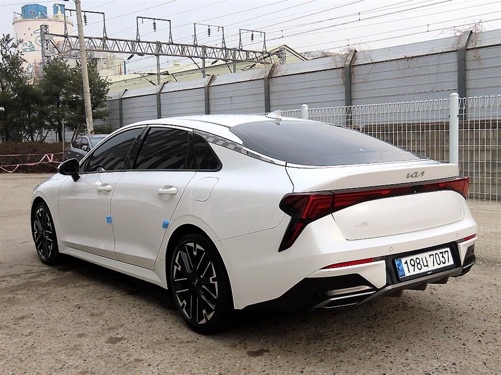 KIA K5 - Vista 3