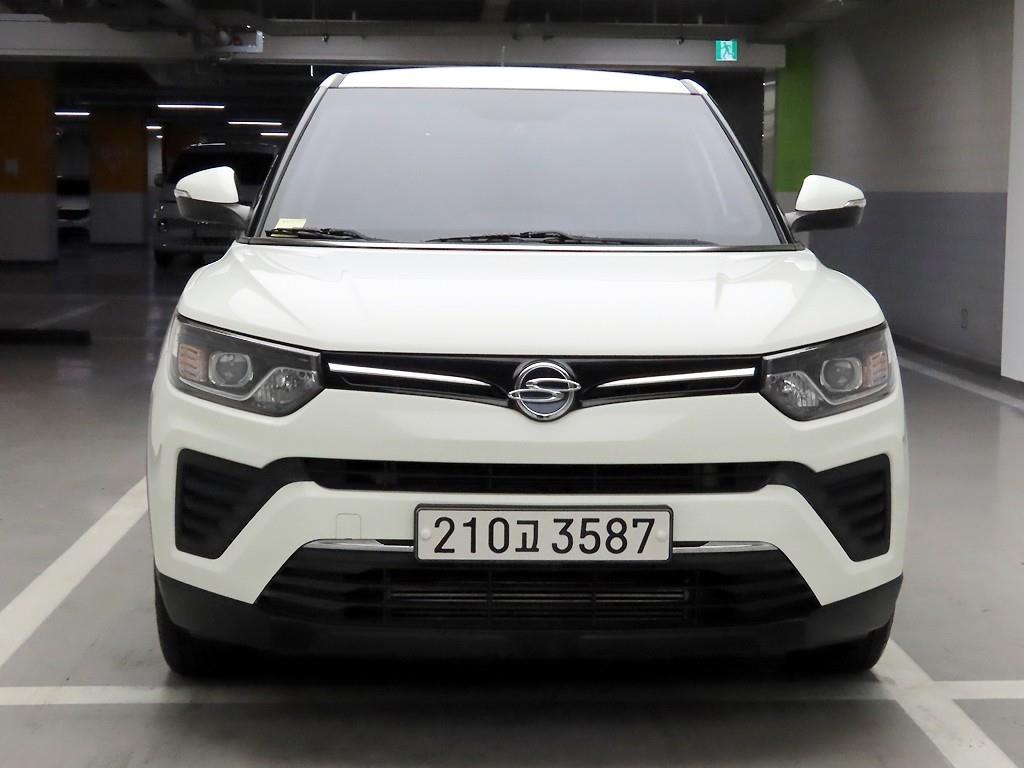 Ssangyong Tivoli 2021 Blanco - Importación desde Corea - HF Imports Iquique - Foto 1