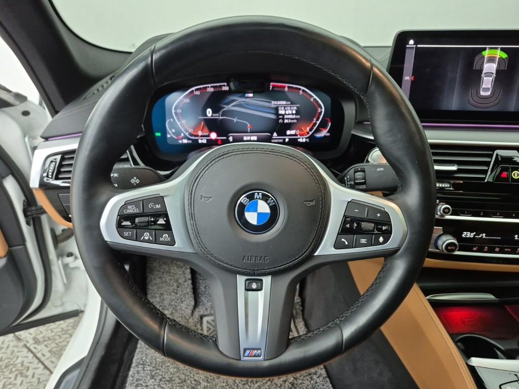 BMW 5 Series - Vista 9