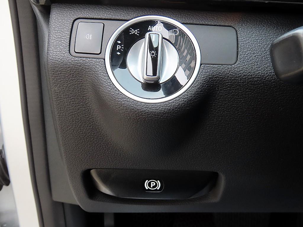 Mercedes Benz E class 2013 Plateado - Importación desde Corea - HF Imports Iquique - Foto 13