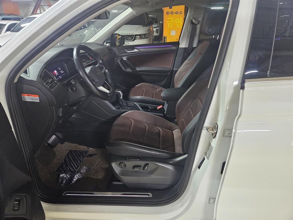 Volkswagen Tiguan - Vista 6