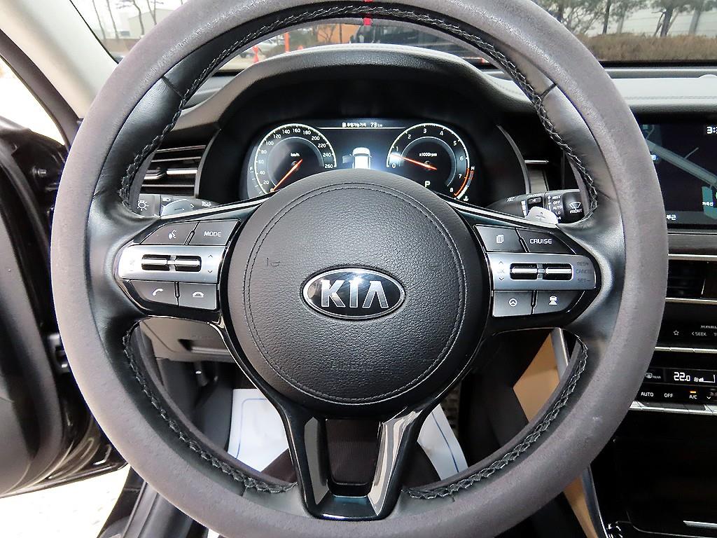 KIA K7 - Vista 8