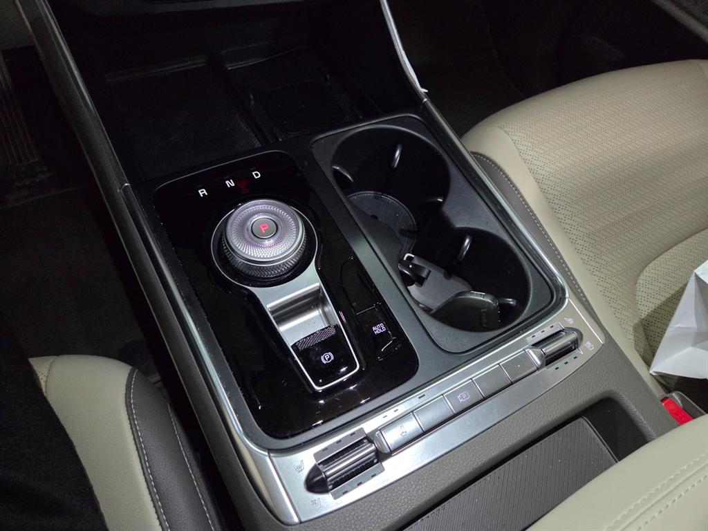 KIA Carnival 2025 Blanco - Importación desde Corea - HF Imports Iquique - Foto 13