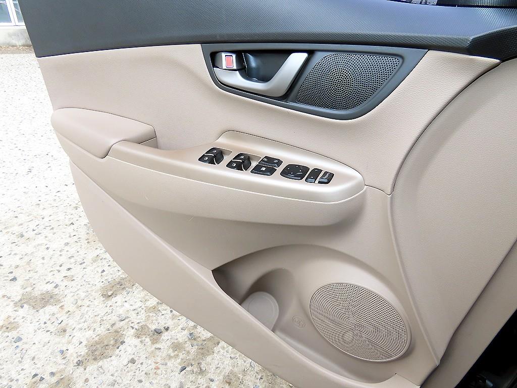 HYUNDAI Kona 2018 Negro - Importación desde Corea - HF Imports Iquique - Foto 13