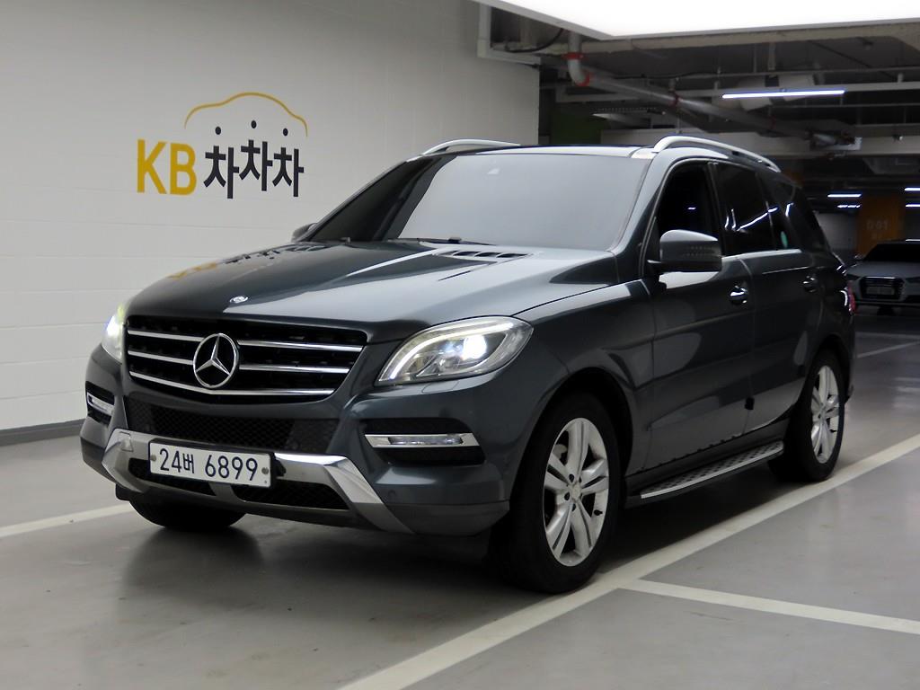 Mercedes Benz M Class - Vista 2