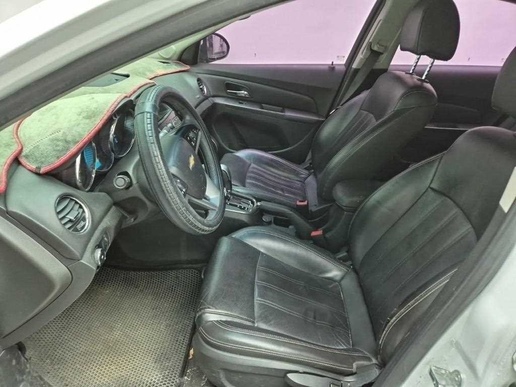 Chevrolet Cruise - Vista 11