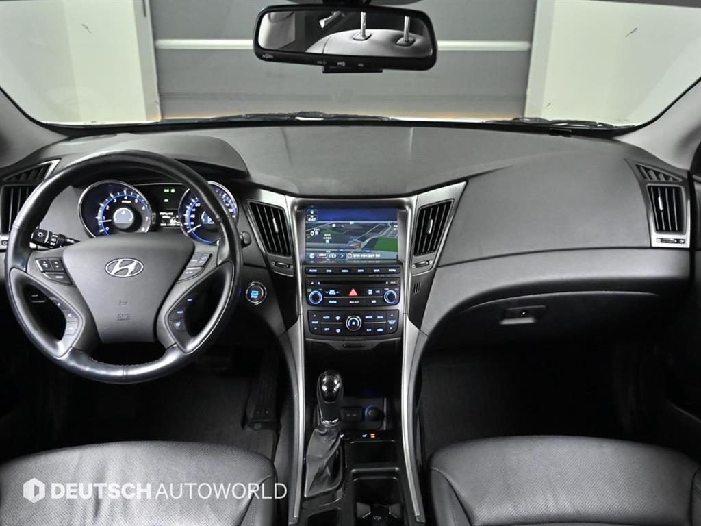 HYUNDAI Sonata - Vista 7