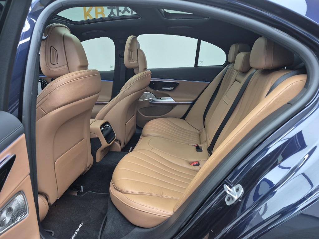 Mercedes Benz E class - Vista 12