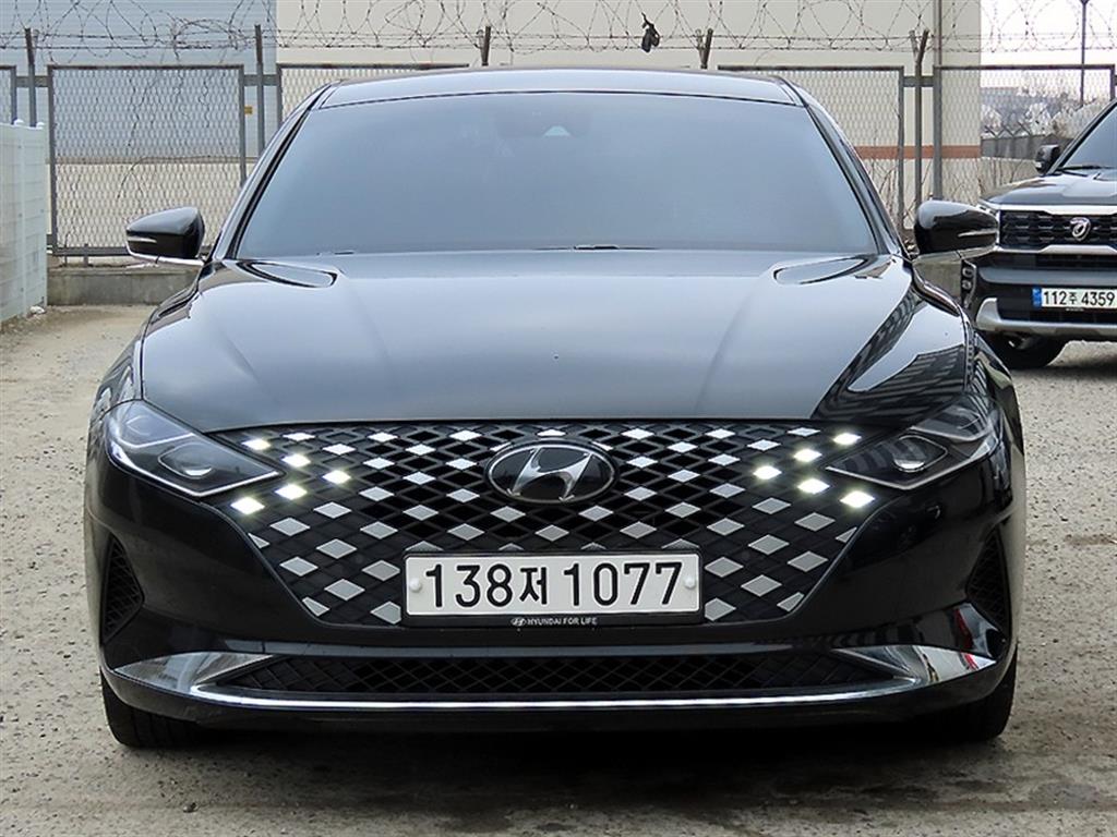 HYUNDAI Grandeur 2020 Negro - Importación desde Corea - HF Imports Iquique - Foto 1