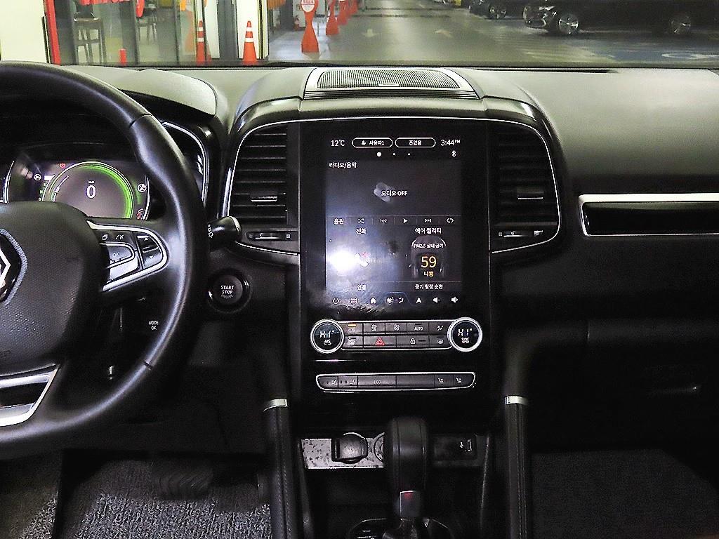 SAMSUNG QM6 - Vista 11