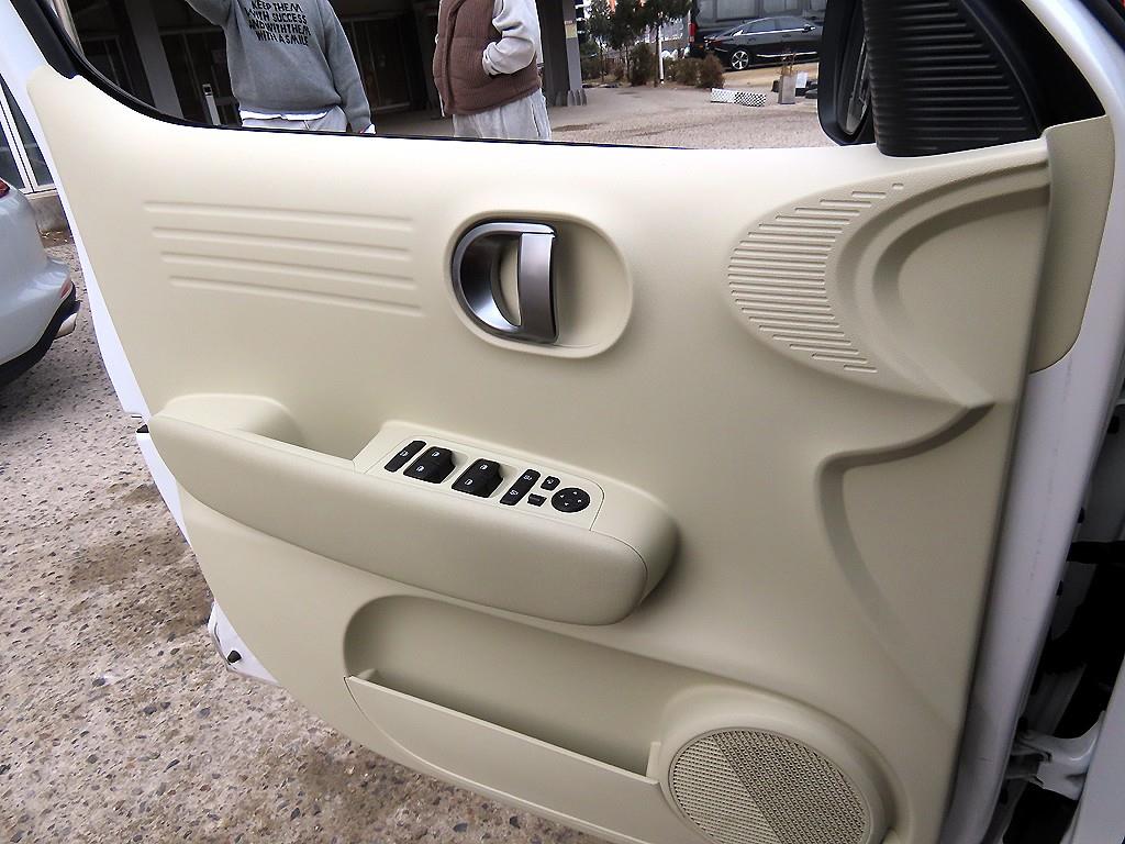 HYUNDAI Casper - Vista 11