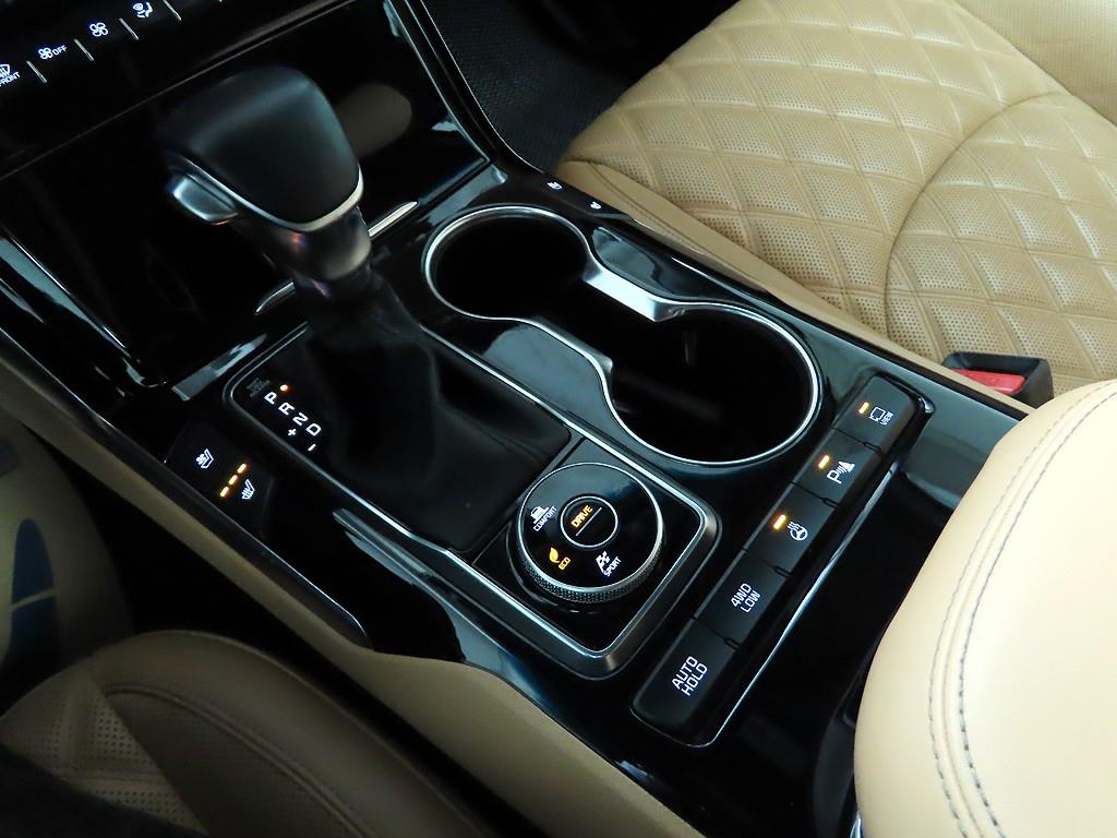 KIA Mohave - Vista 11