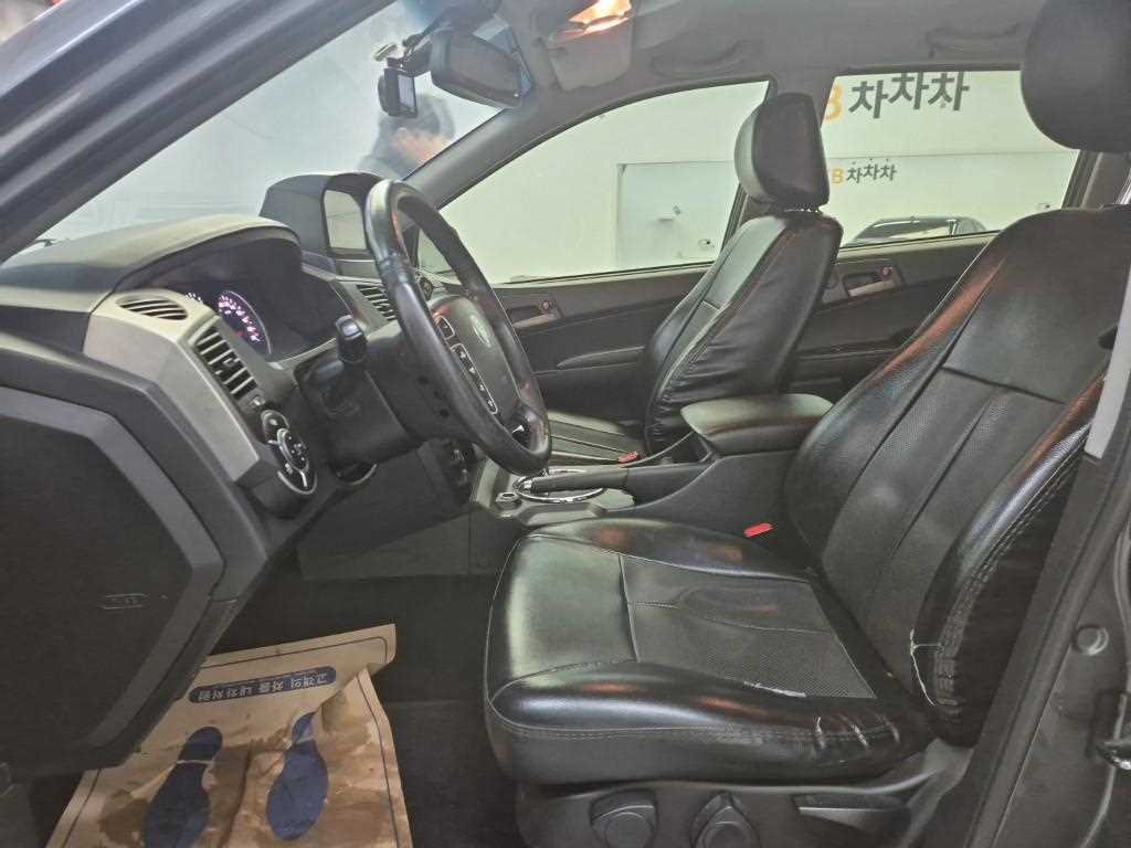 Ssangyong Korando - Vista 11