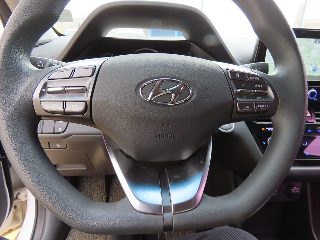 HYUNDAI Ioniq - Vista 10