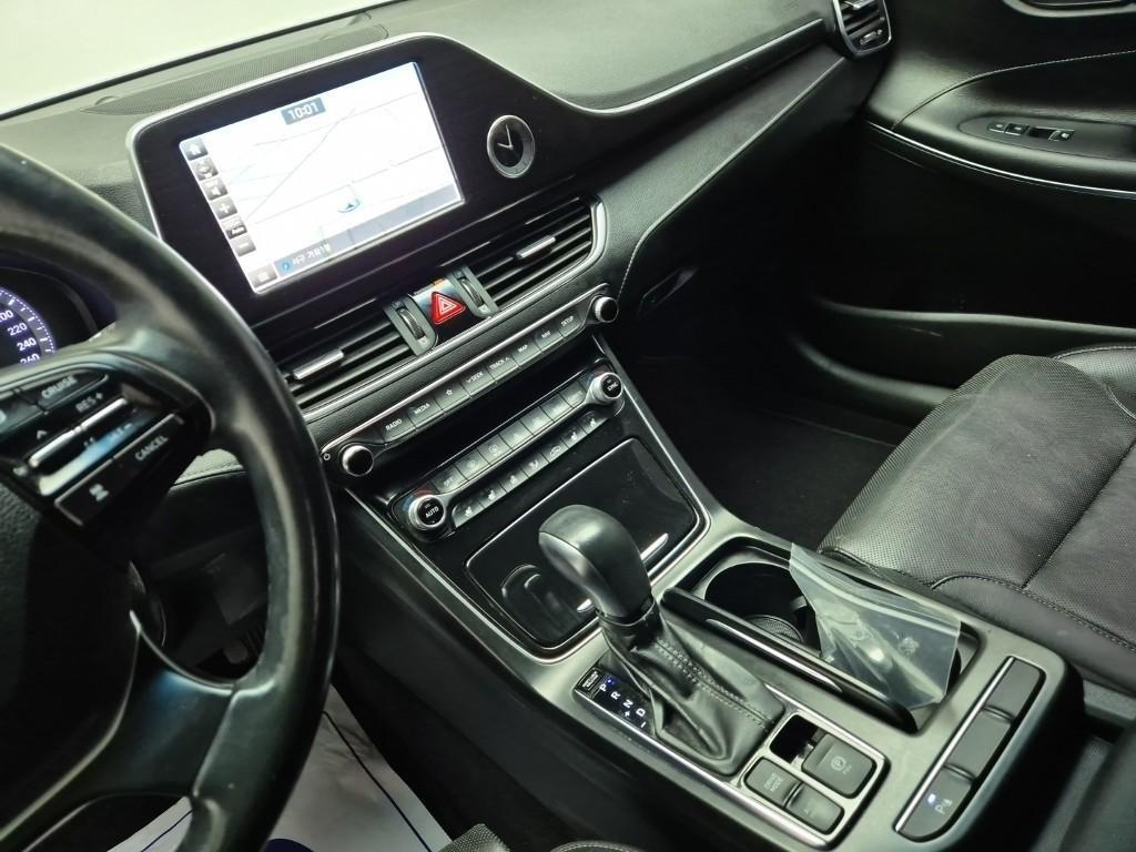 HYUNDAI Grandeur - Vista 6