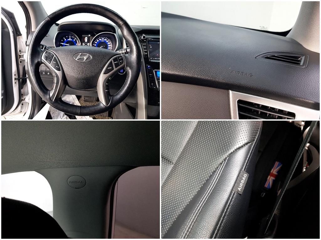 HYUNDAI i30 2016 Blanco - Importación desde Corea - HF Imports Iquique - Foto 17