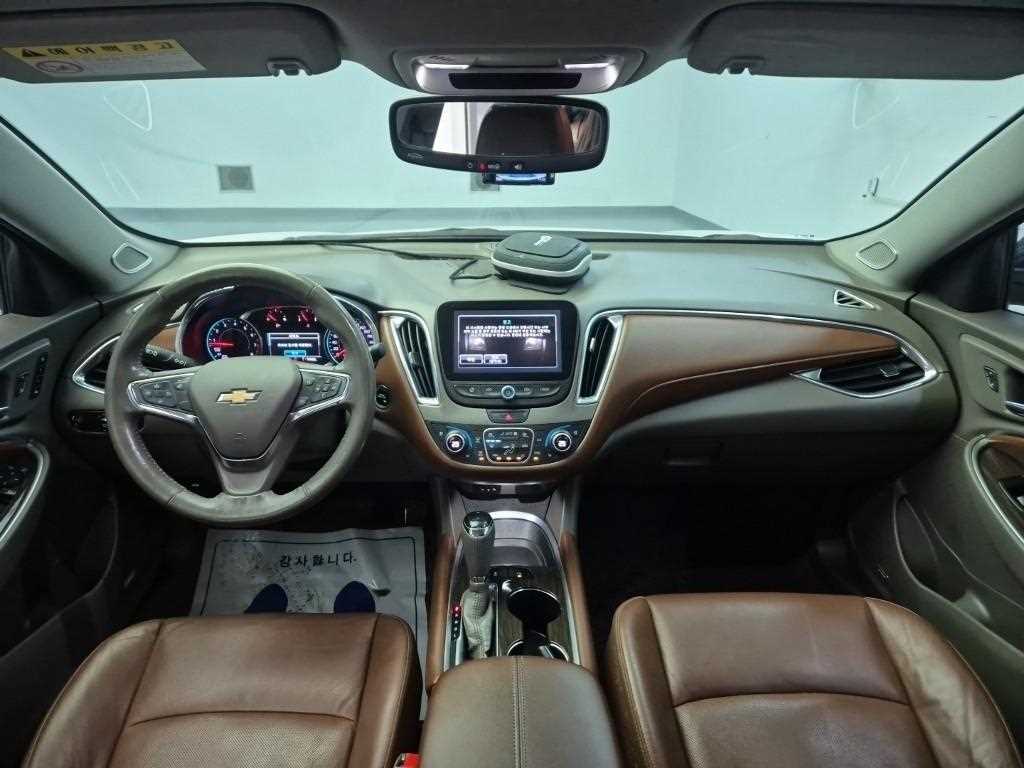 Chevrolet Malibu - Vista 7