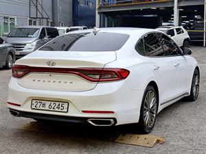 HYUNDAI Grandeur - Vista 8