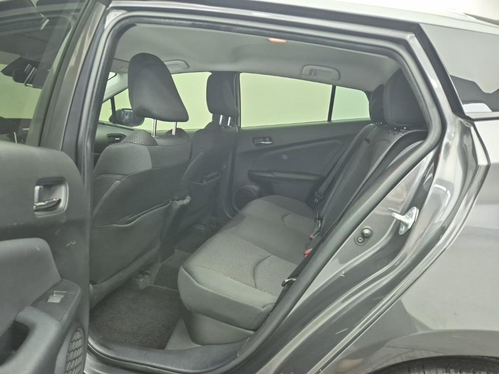 Toyota Prius - Vista 12