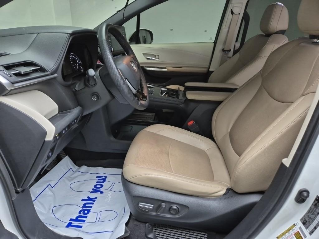 Toyota Siena - Vista 9