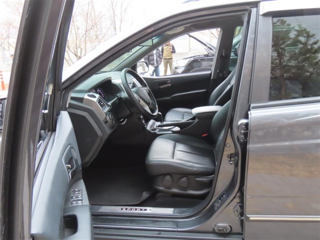 Ssangyong Korando 2016 Gris - Importación desde Corea - HF Imports Iquique - Foto 13