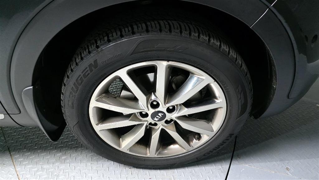 KIA Sorento - Vista 5