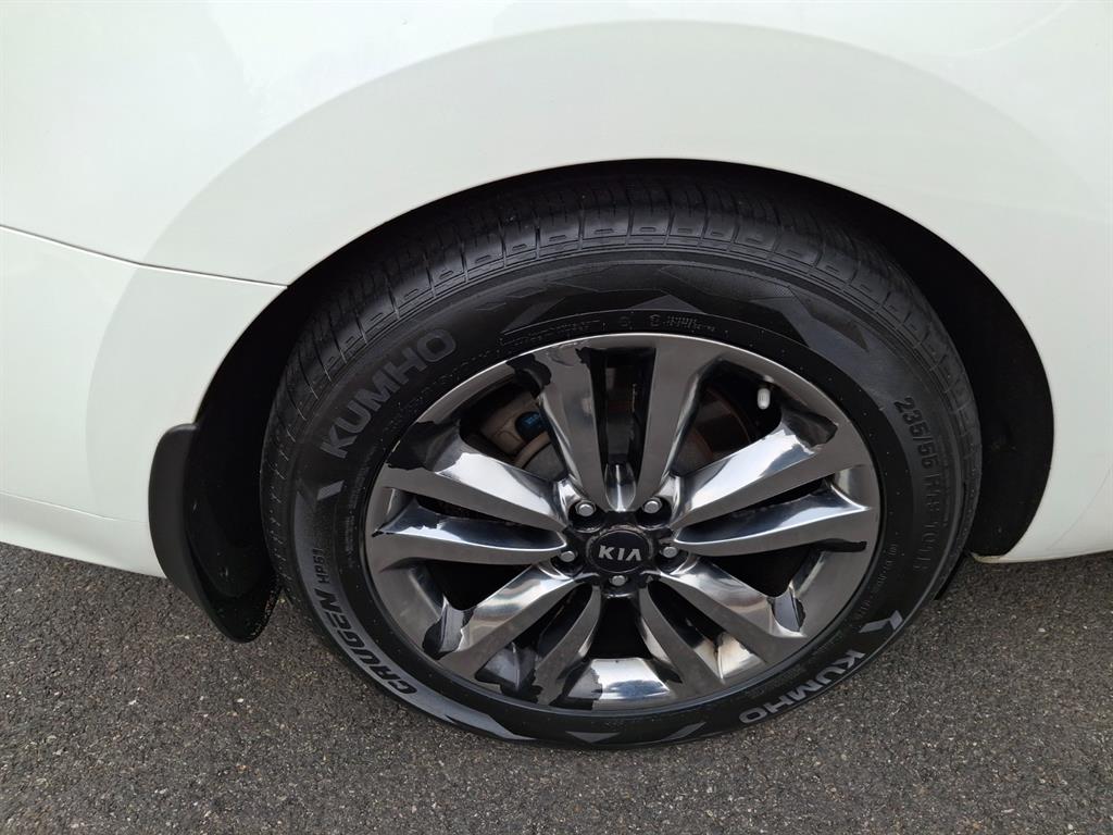 KIA Carnival - Vista 7