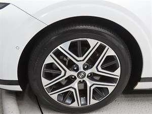 HYUNDAI Grandeur - Vista 10