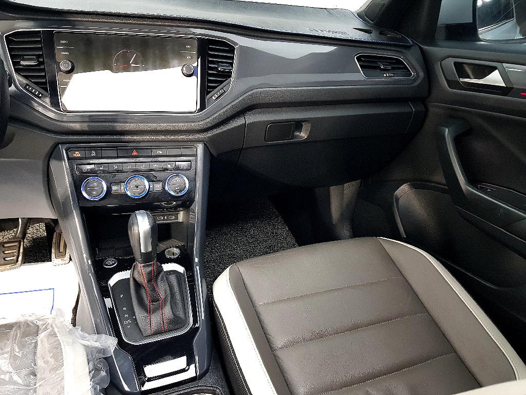 Volkswagen T-Roc - Vista 10